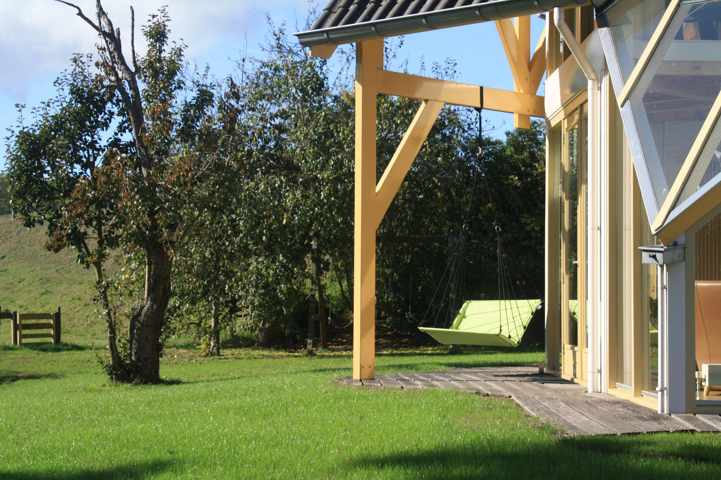 Hang M High Swing-Contract Furniture Store for hospitality, leisure & commercial projects