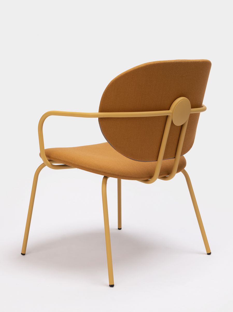 Hari Lounge Armchair-Contract Furniture Store for hospitality, leisure & commercial projects