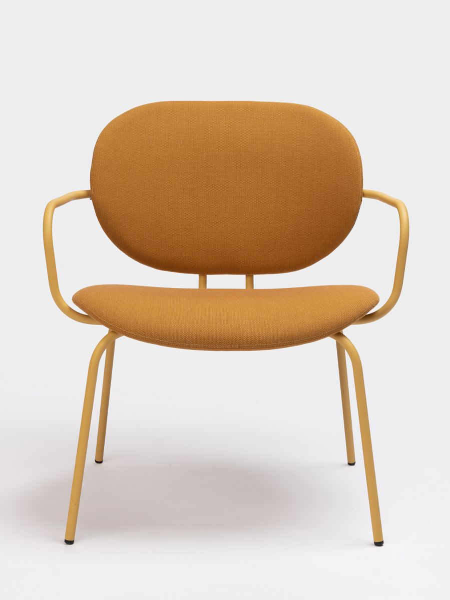 Hari Lounge Armchair-Contract Furniture Store for hospitality, leisure & commercial projects