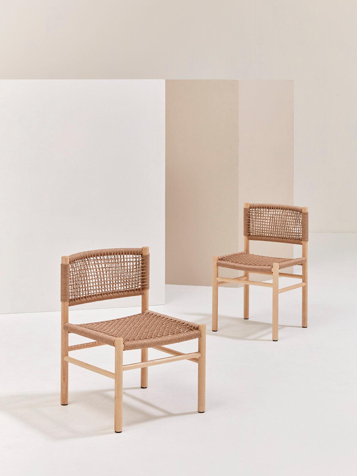 Harry's 816 Lounge Chair-Contract Furniture Store for hospitality, leisure & commercial projects