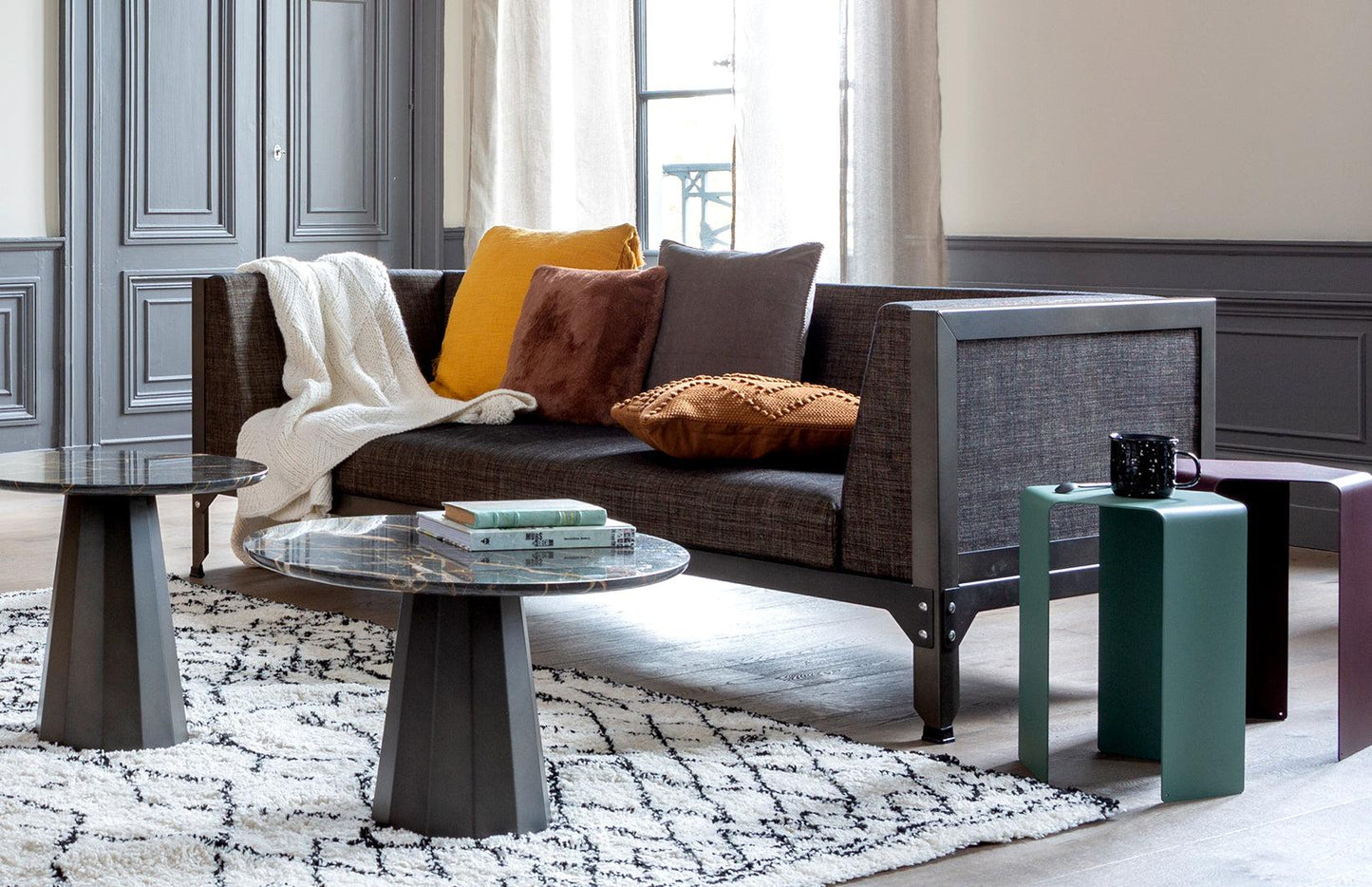 Hegoa Sofa
