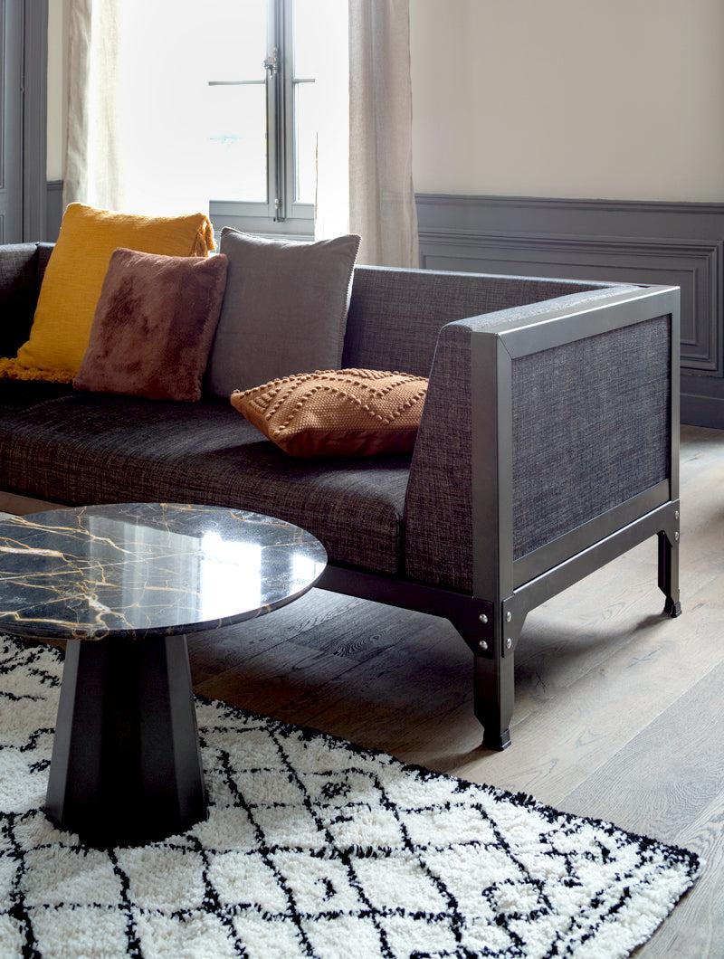 Hegoa Sofa