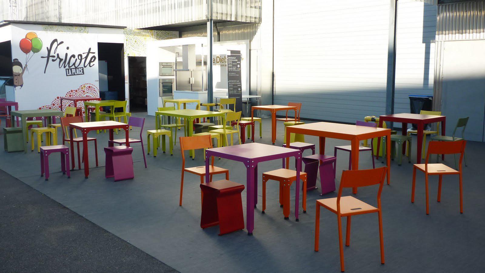 Hegoa Square Dining Table