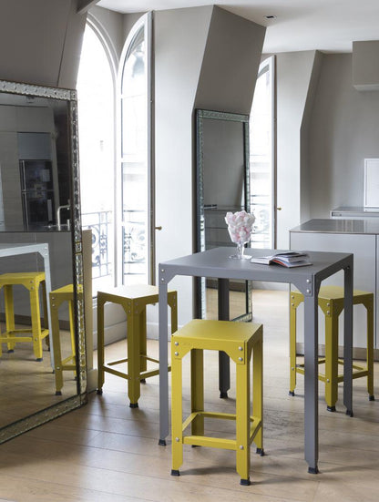 Hegoa Square Poseur Table