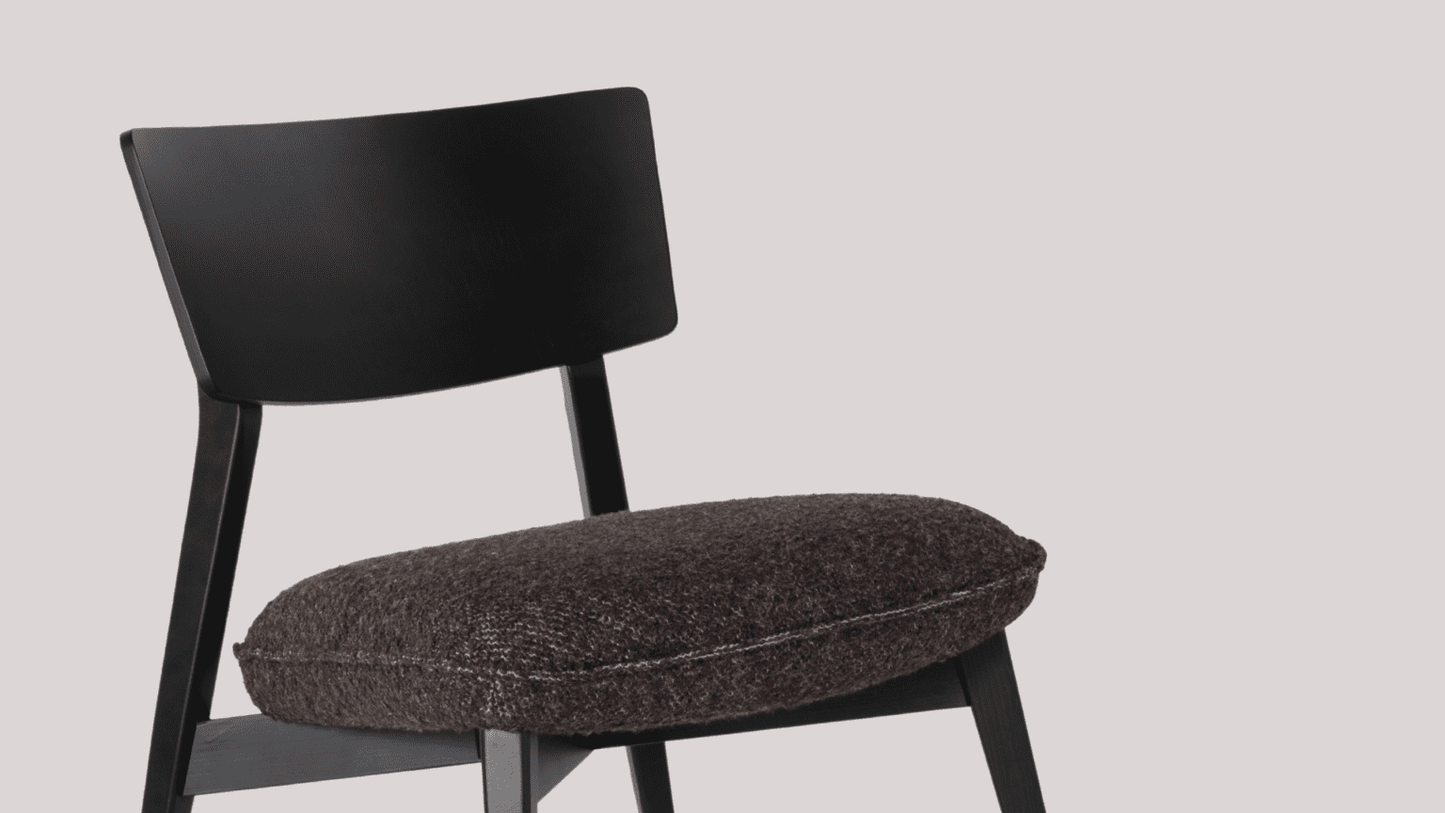 Hellen PL06 Lounge Chair