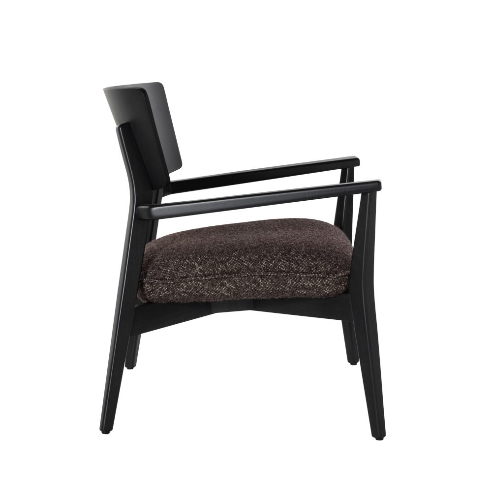 Hellen PL06B Lounge Chair
