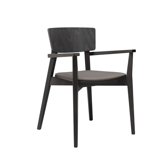 Hellen PO02 Armchair-Contract Furniture Store for hospitality, leisure & commercial projects