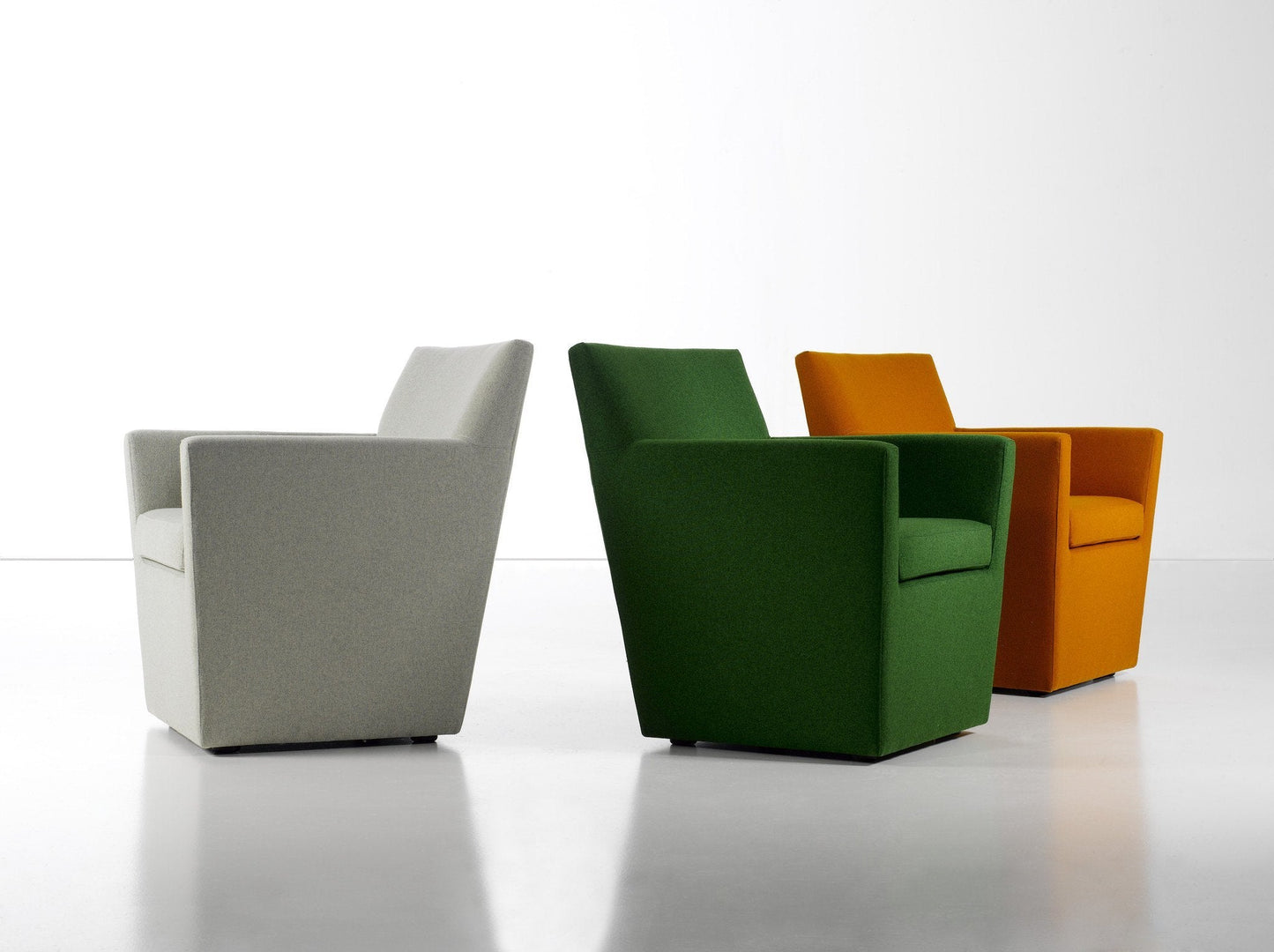 Hera Lounge Chair