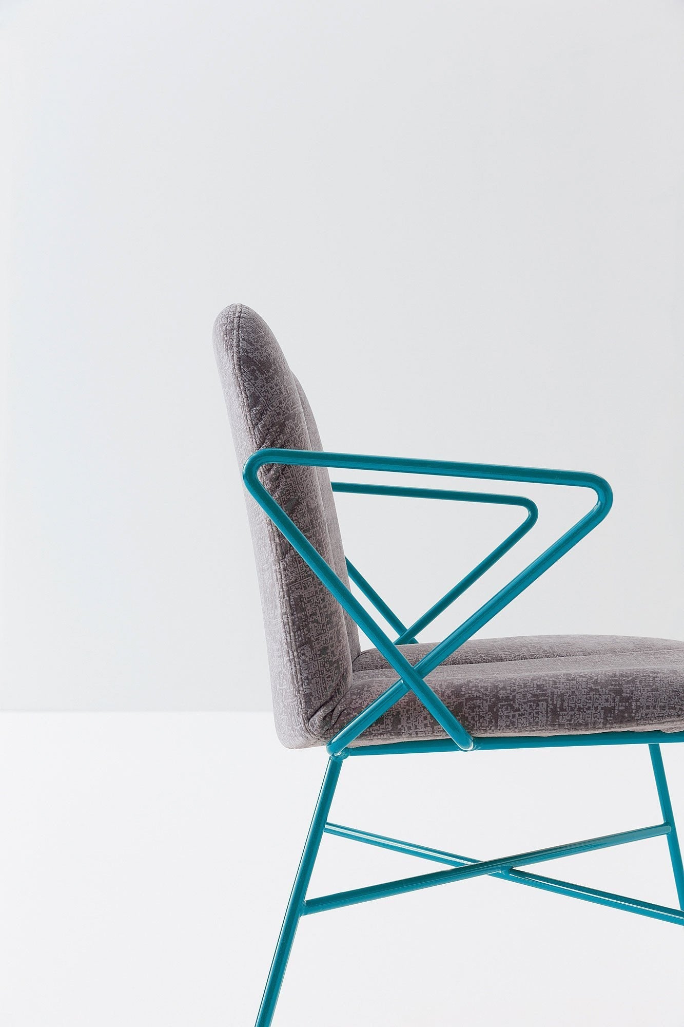 Hippy 638 Side Chair