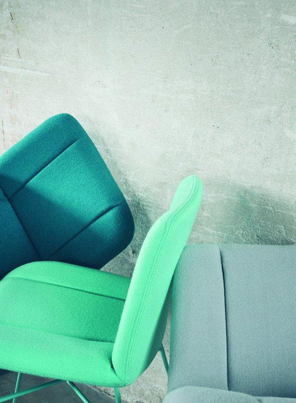 Hippy 638 Side Chair