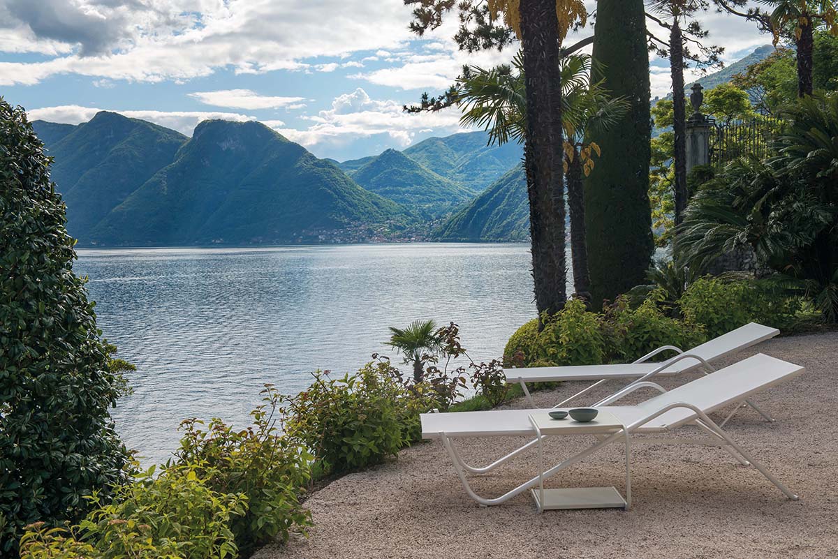 Holly 195 Lounger-Contract Furniture Store for hospitality, leisure & commercial projects