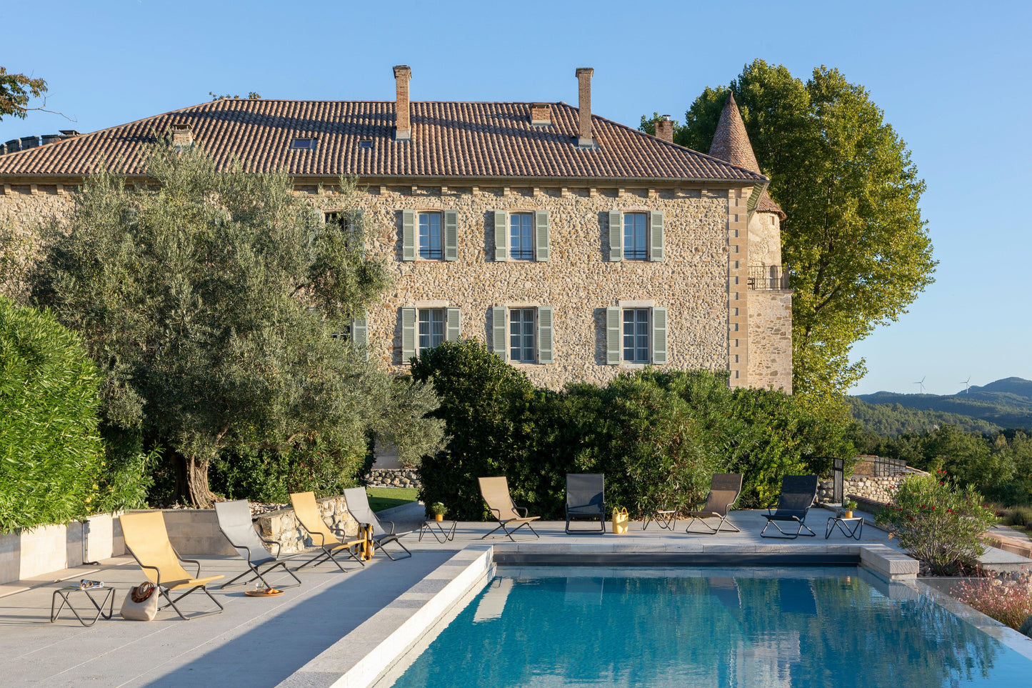 Horizon Lounger Deckchair-Contract Furniture Store for hospitality, leisure & commercial projects