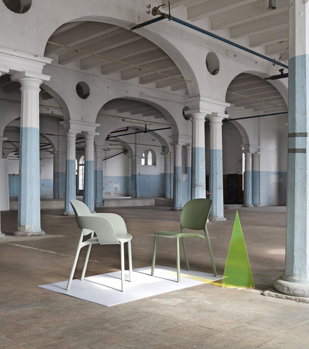 Hug 2380 Side Chair-Contract Furniture Store for hospitality, leisure & commercial projects