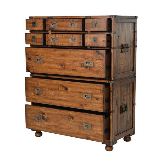Huntingdon Split Chest