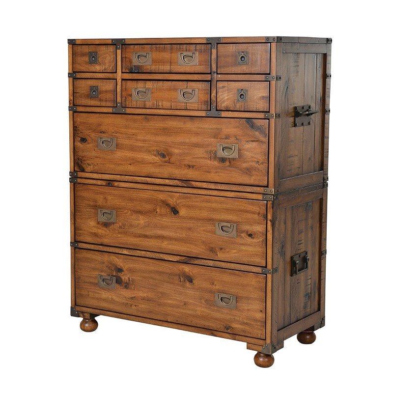 Huntingdon Split Chest