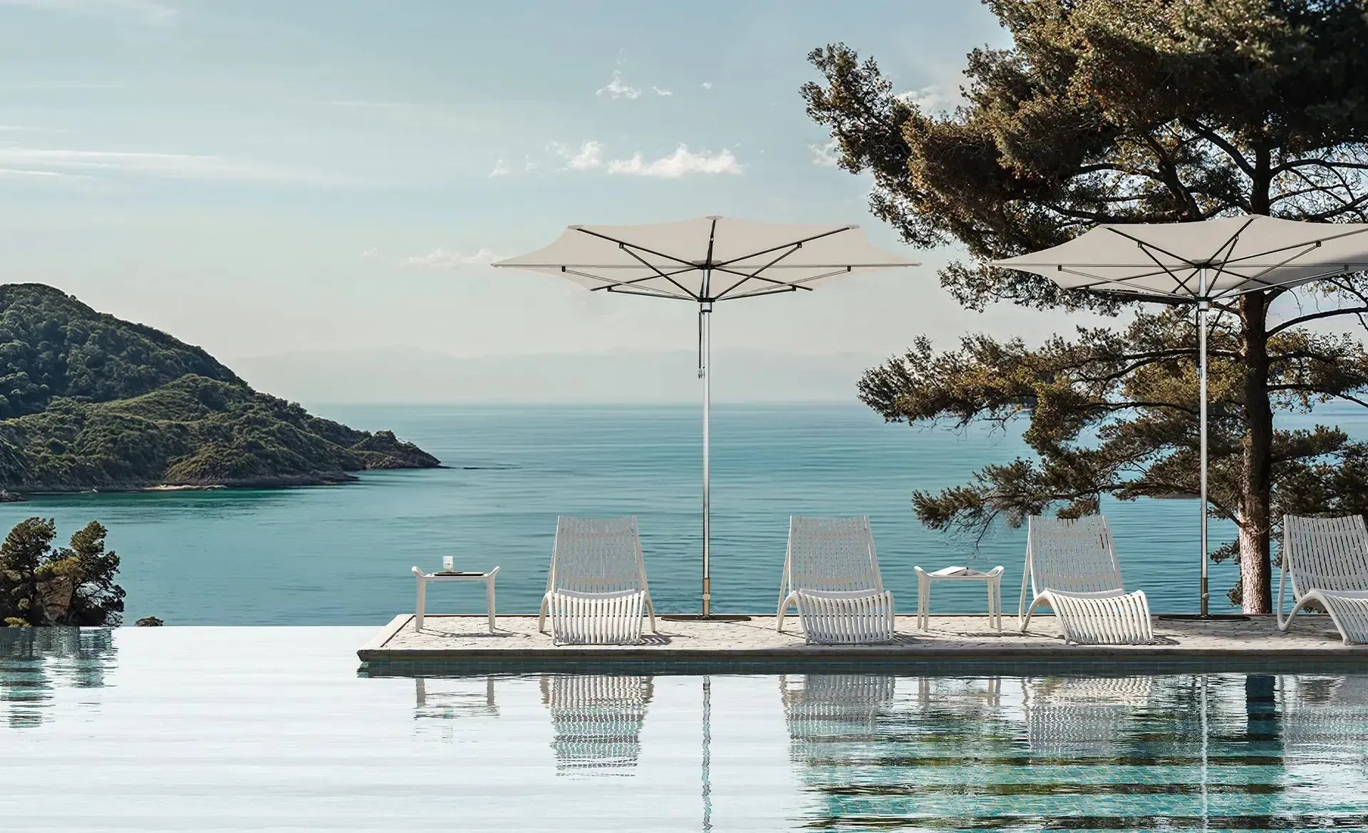 Ibiza Lounger-Contract Furniture Store for hospitality, leisure & commercial projects
