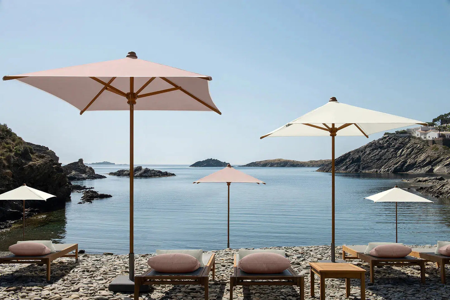 Ibiza Sunlounger-Contract Furniture Store for hospitality, leisure & commercial projects