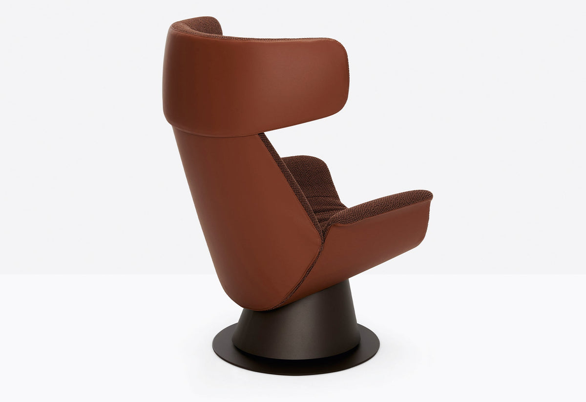 Ila 2020 Lounge Chair-Pedrali-Contract Furniture Store
