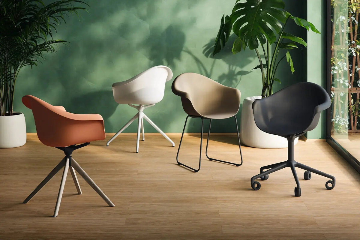 Incasso Swivel Armchair-Vondom-Contract Furniture Store