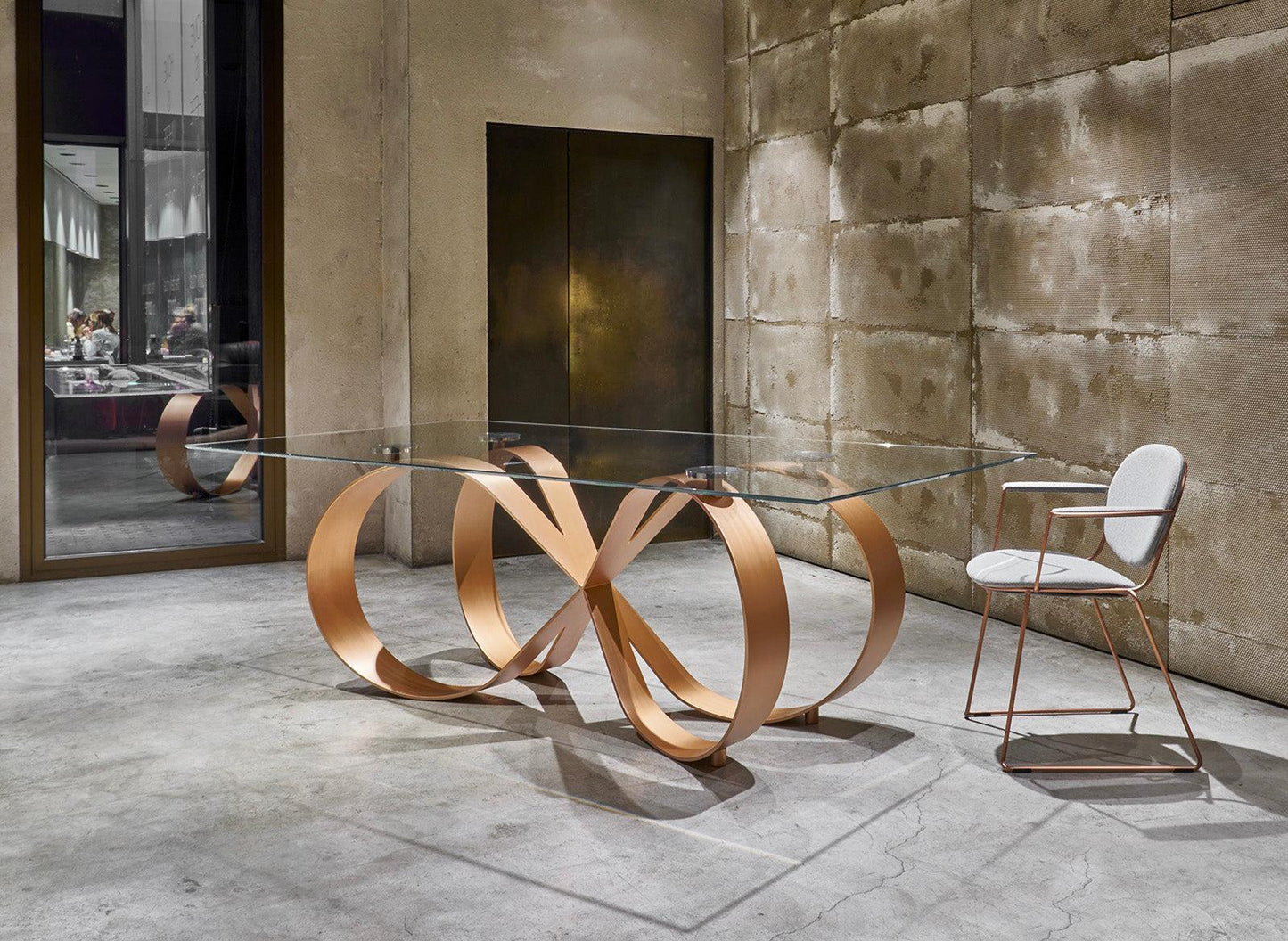Infinito Dining Table