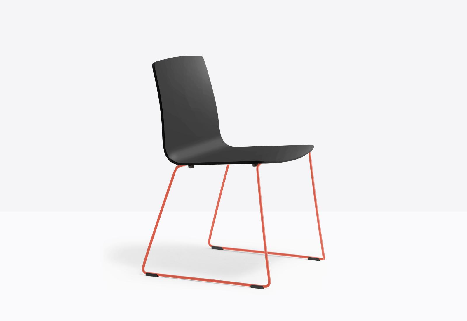 Inga 5609 Side Chair