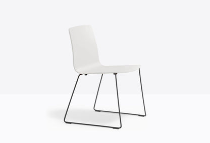 Inga 5609 Side Chair