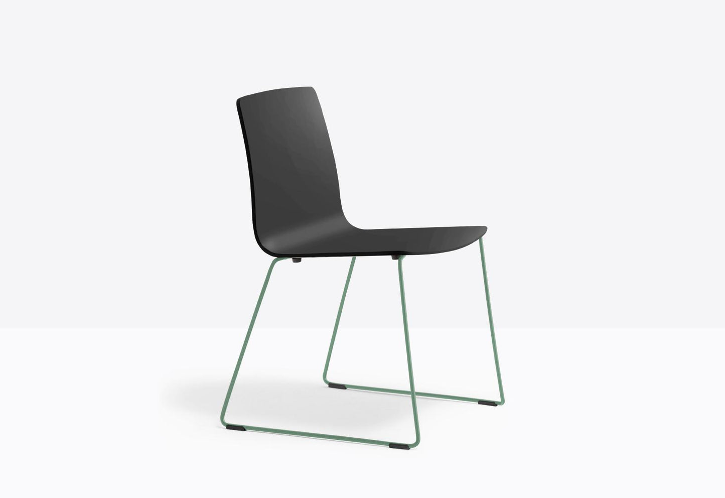 Inga 5609 Side Chair