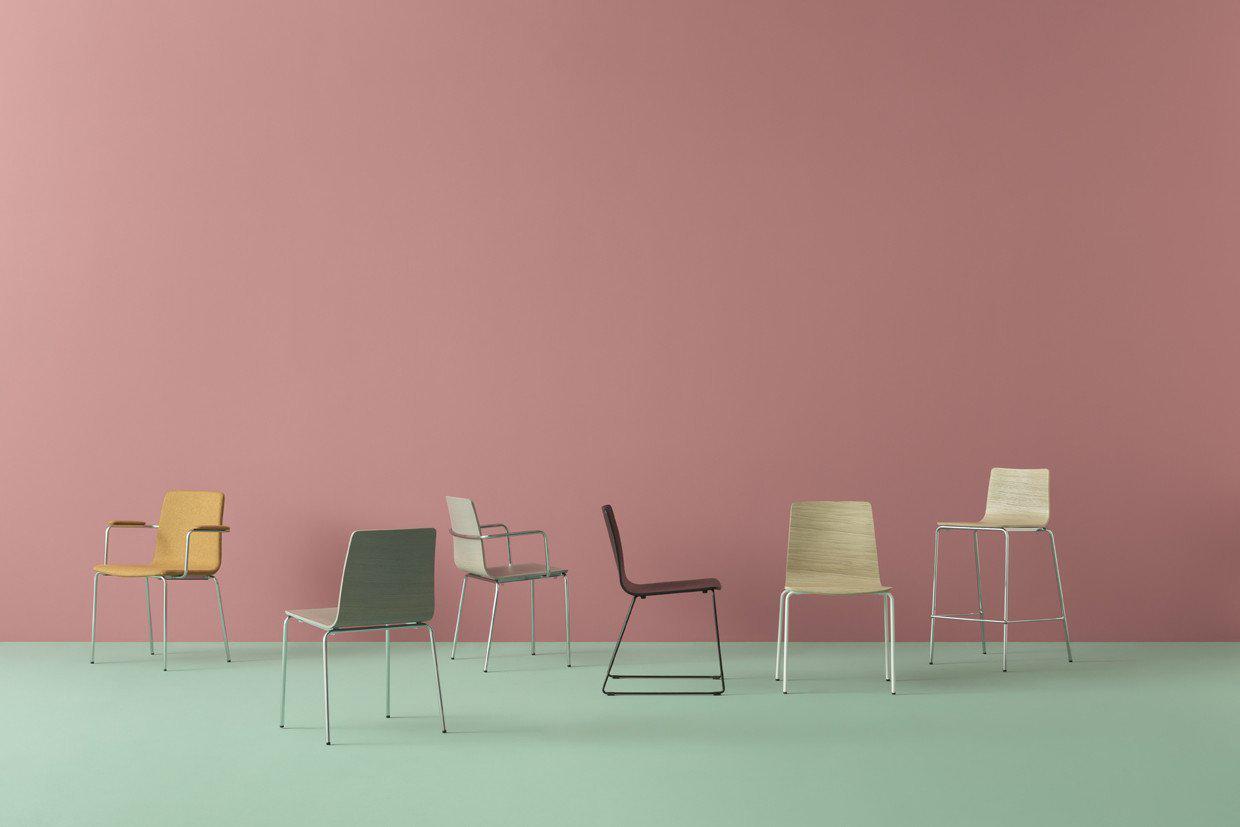 Inga 5613 Side Chair