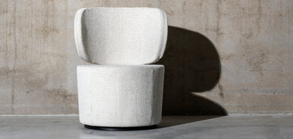 Iris Lounge Chair
