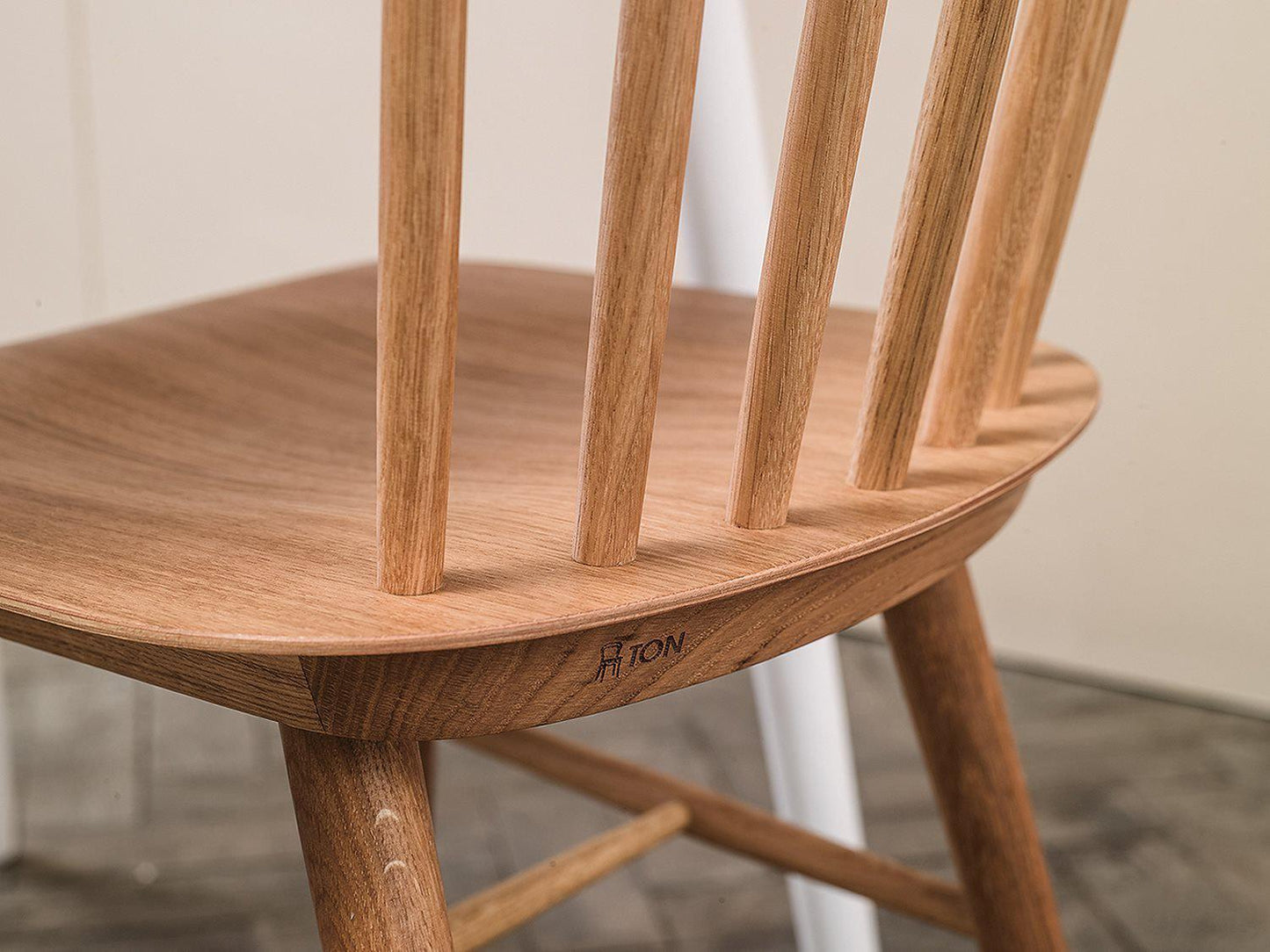 Ironica Chair