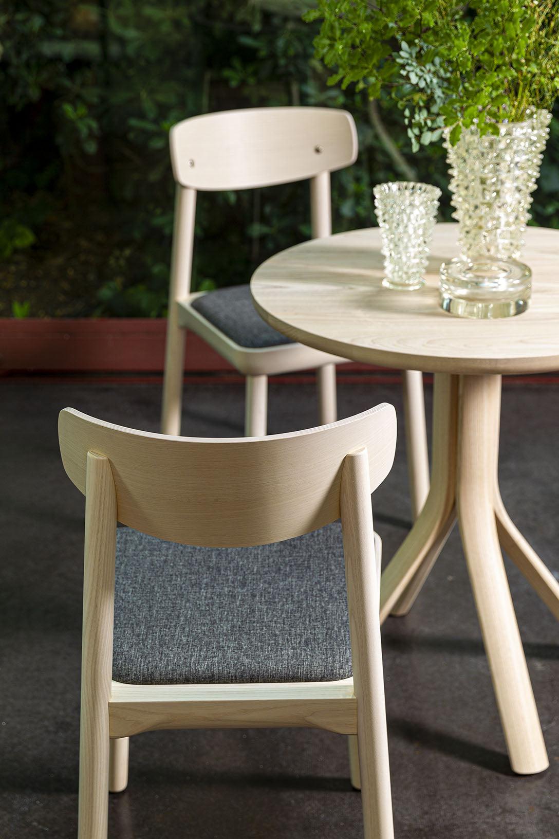 Isa Side Chair-Contract Furniture Store for hospitality, leisure & commercial projects