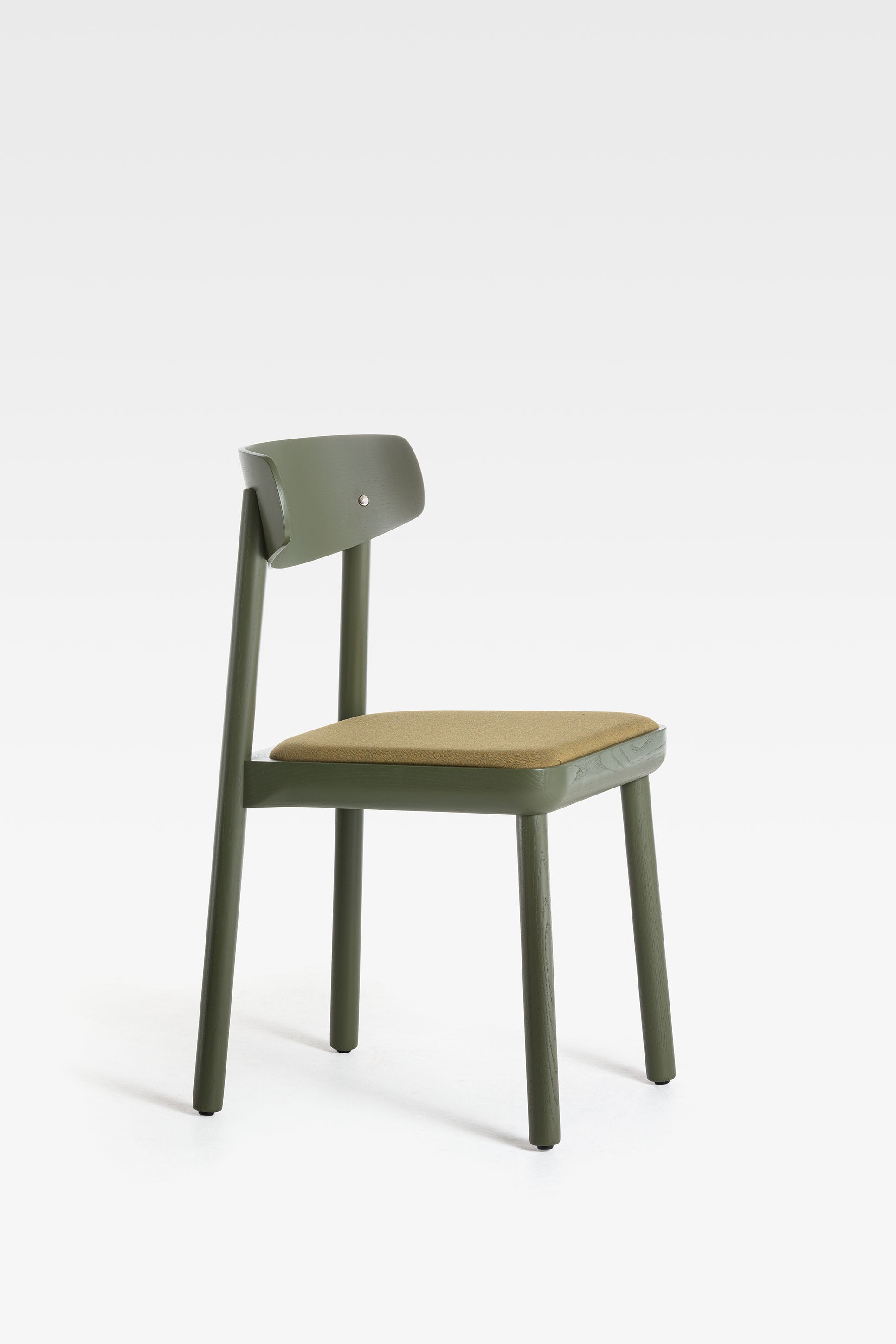 Isa Side Chair-Contract Furniture Store for hospitality, leisure & commercial projects