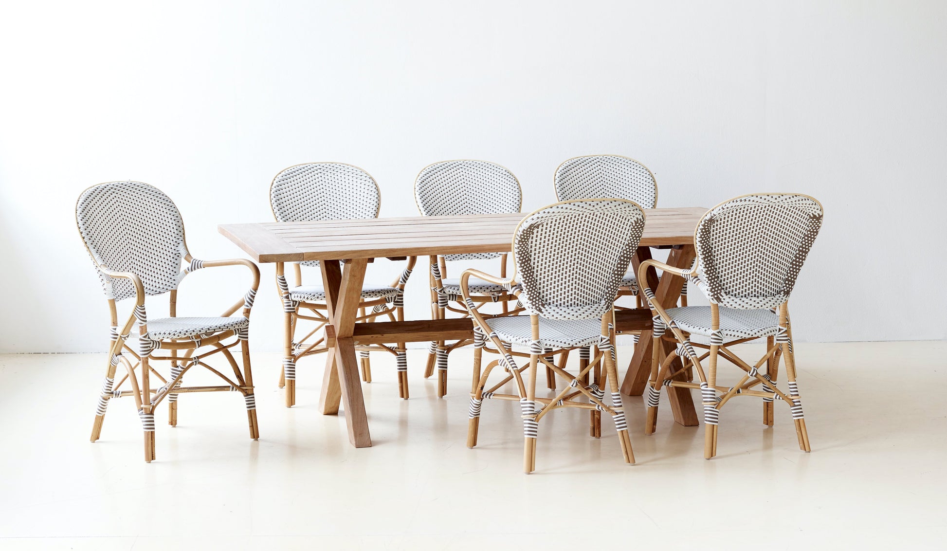 Isabell Armchair