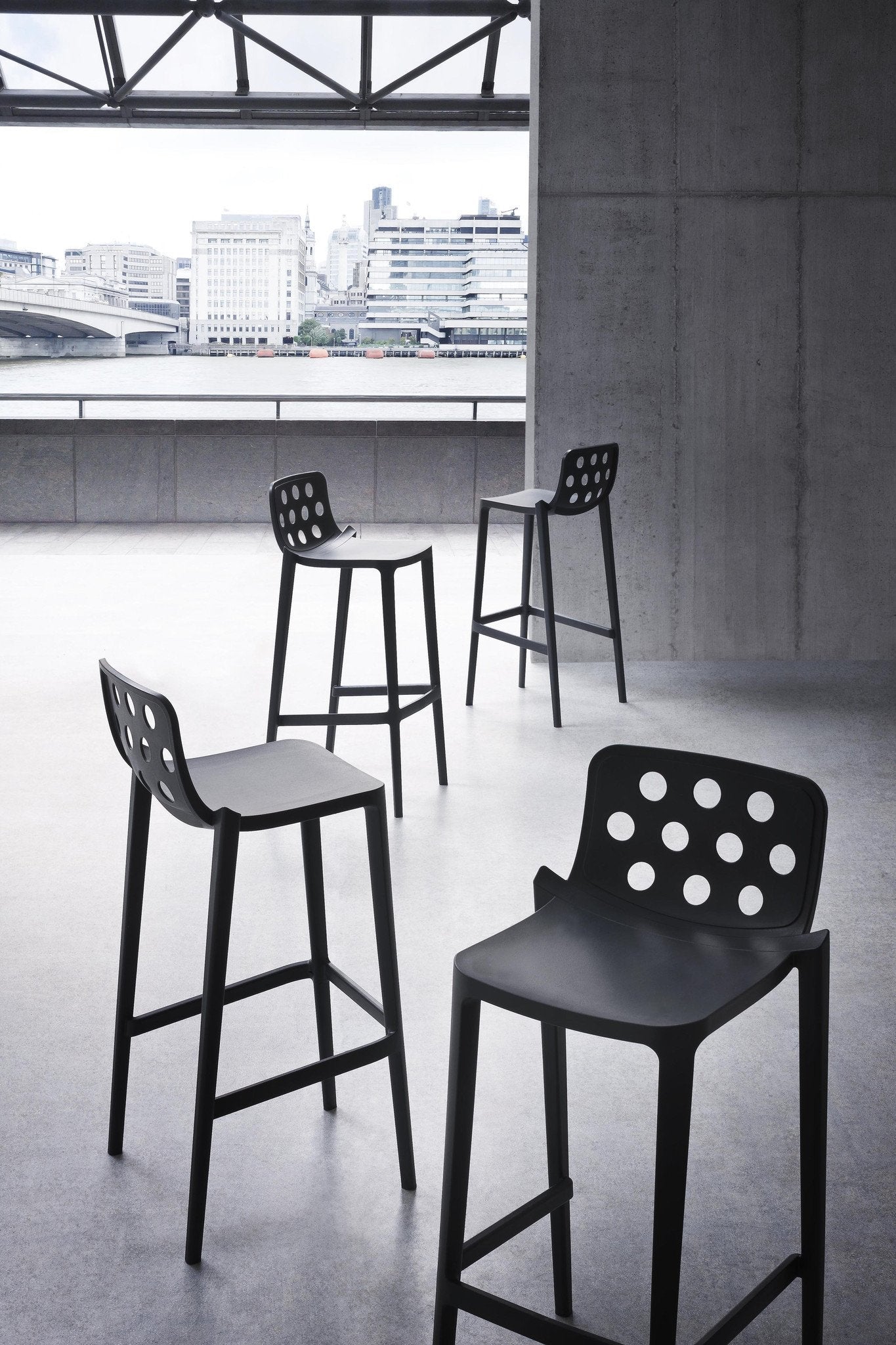 Isidoro High Stool