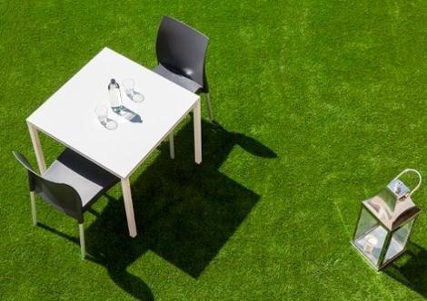 Ivo Metal Dining Table