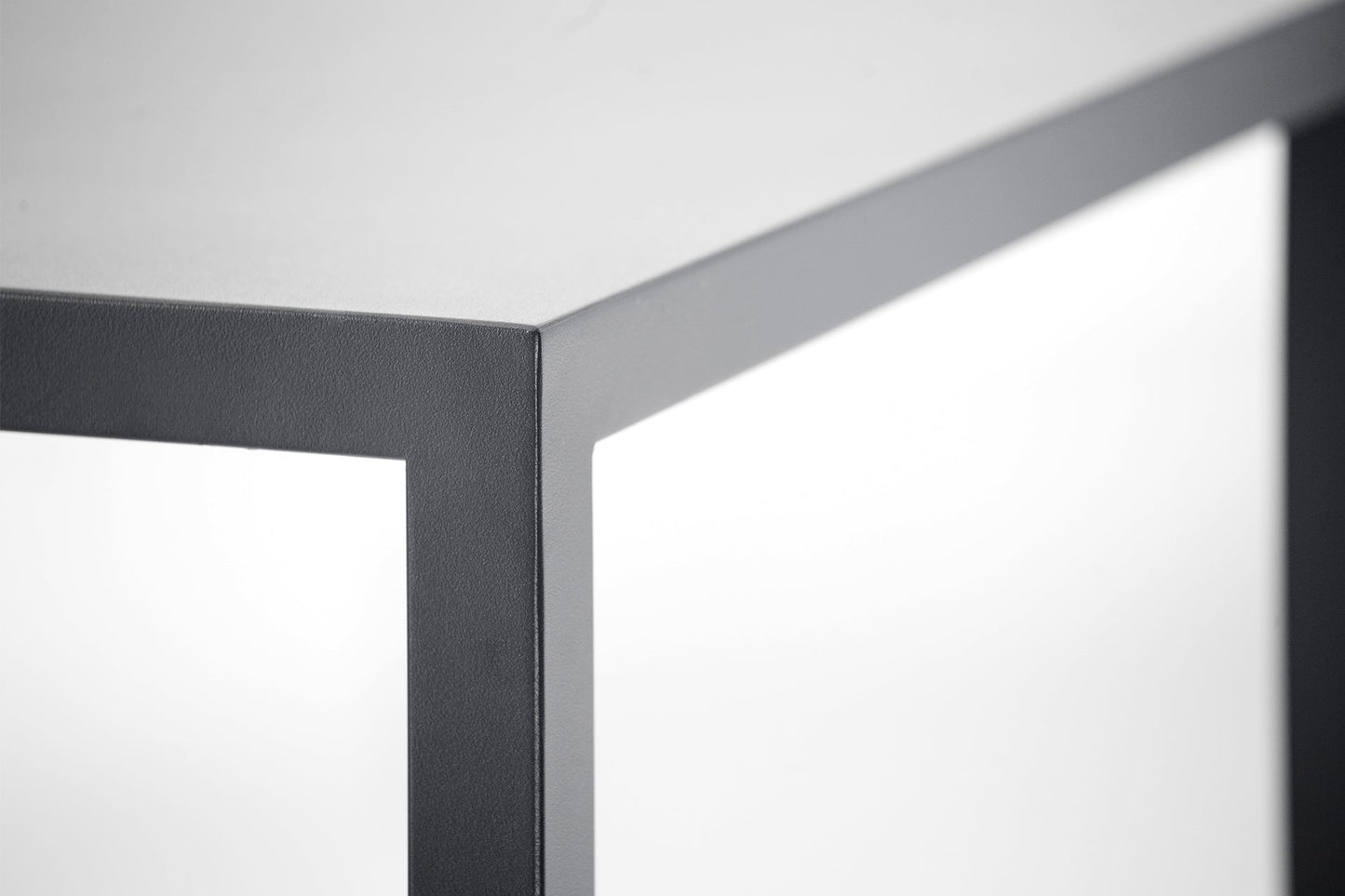 Ivo Metal Dining Table
