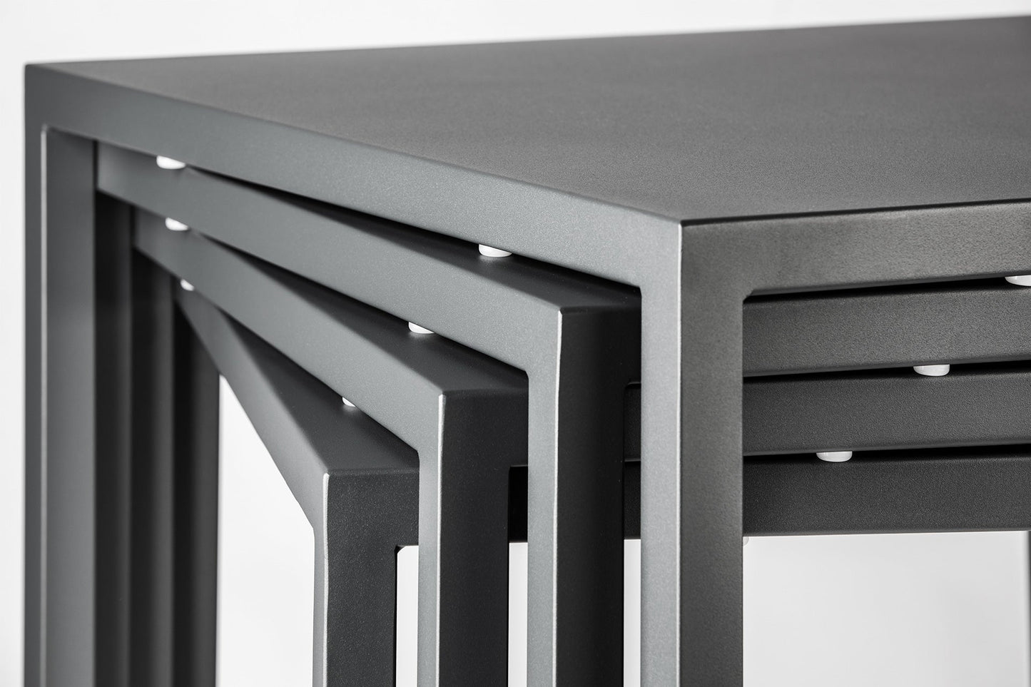 Ivo Metal Dining Table
