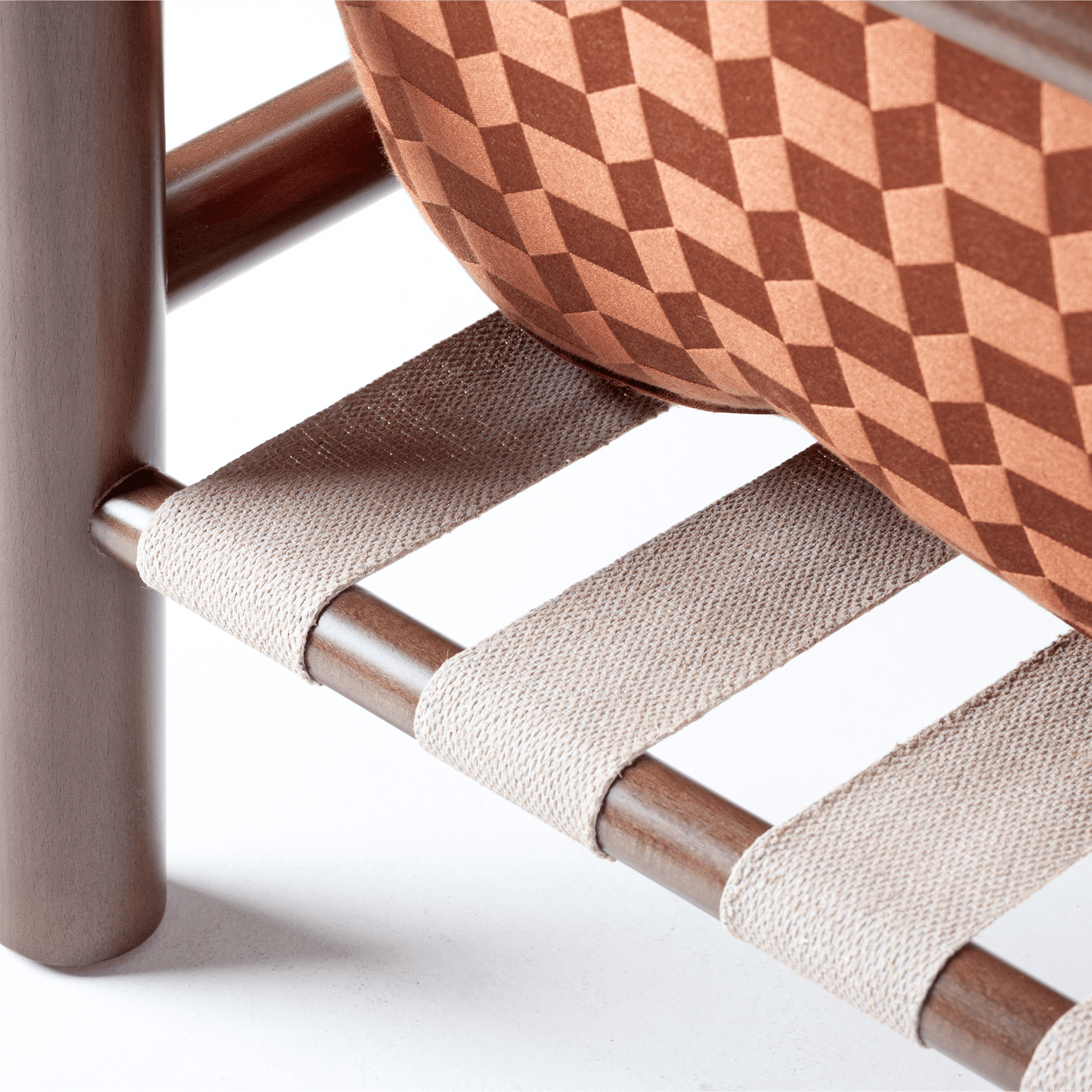 James Lounge Chair