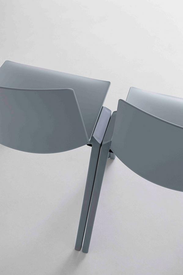 Jubel IVB Armchair