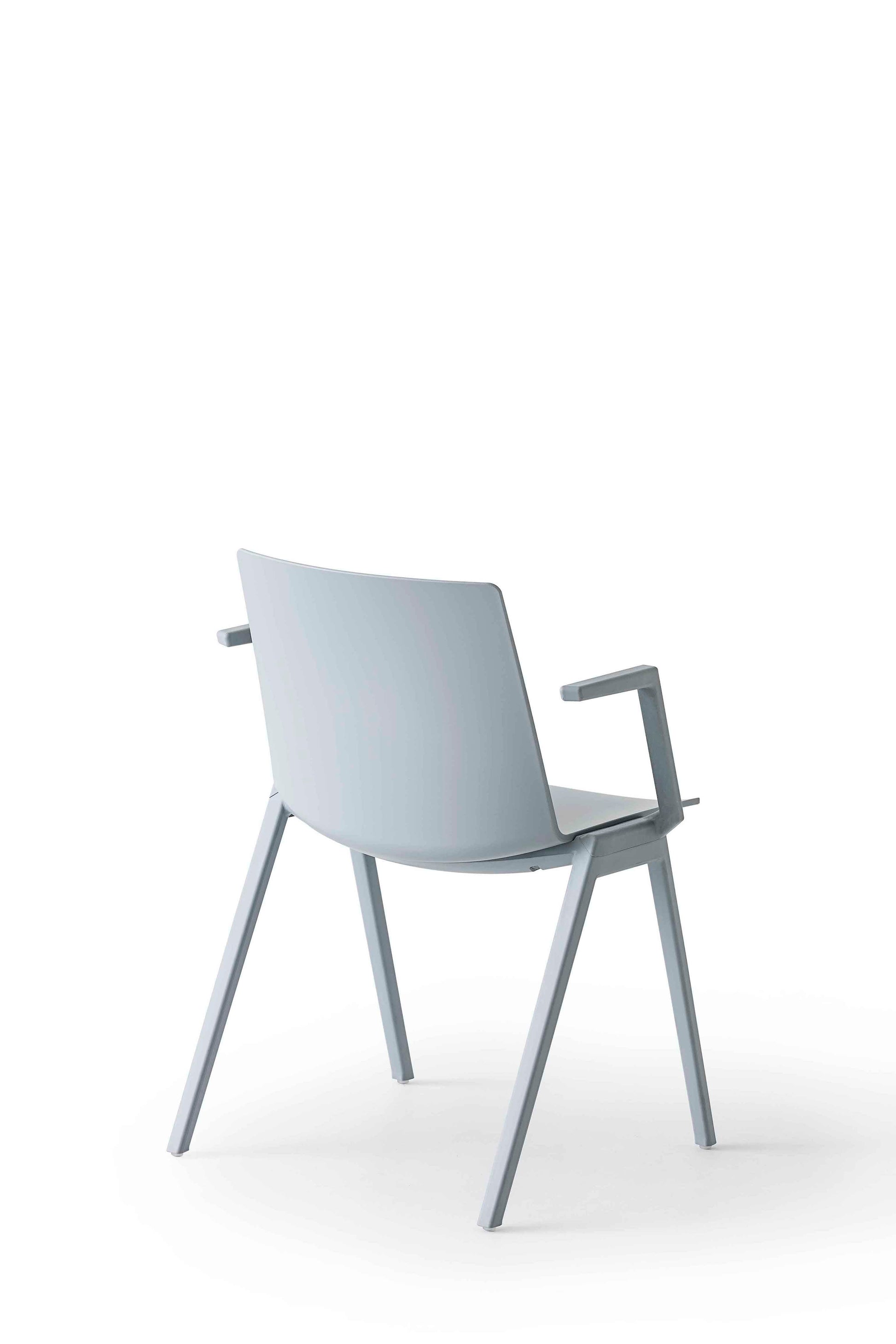 Jubel IVB Armchair