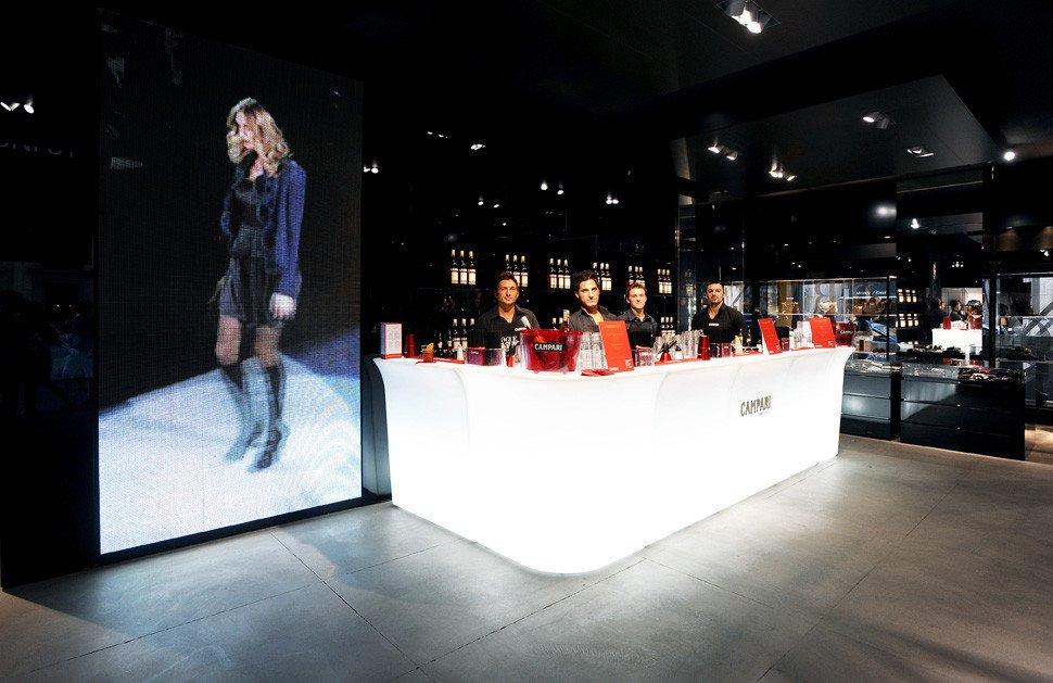 Jumbo Corner Bar Counter