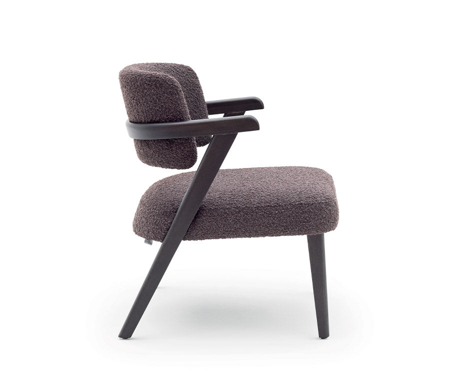 Jump 05861 Lounge Chair-Contract Furniture Store for hospitality, leisure & commercial projects