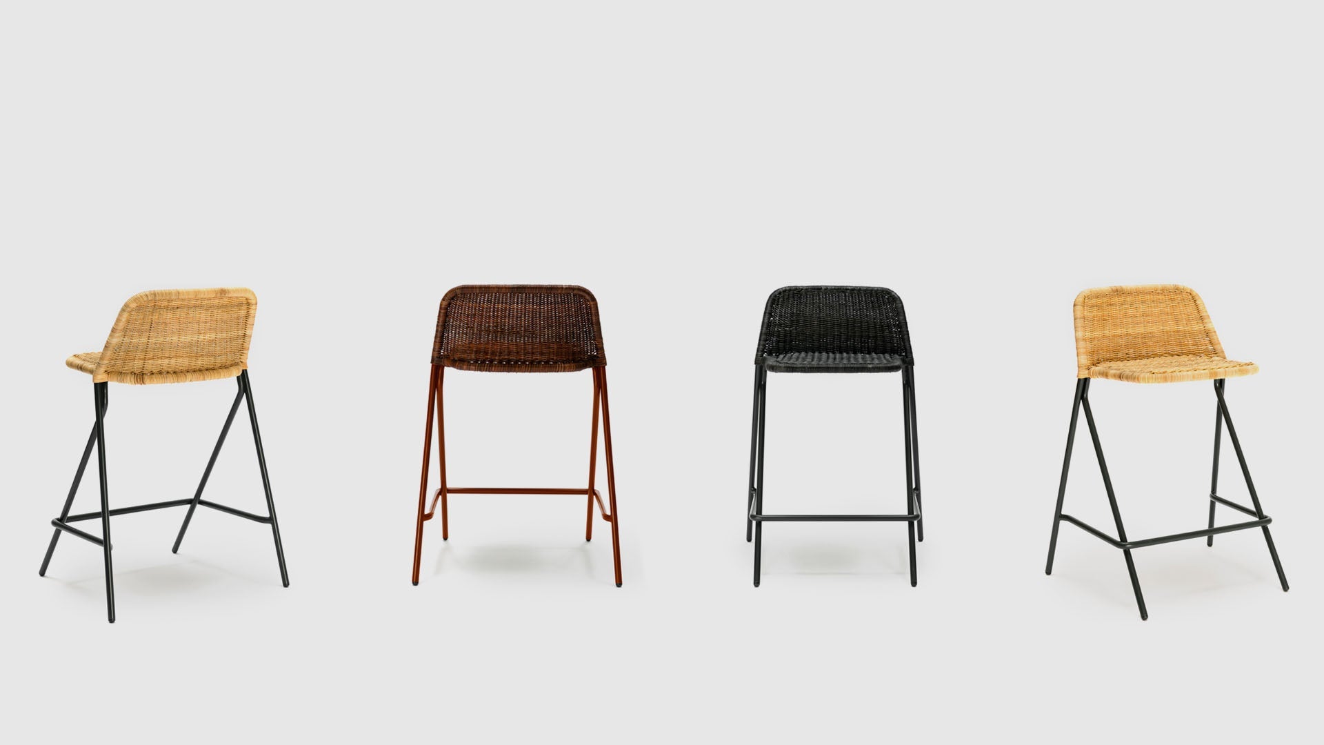Kakī High Stool