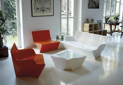 Kami Yon Sofa