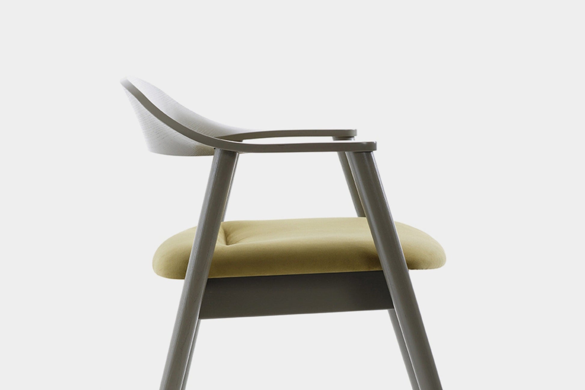 Karm Up Lounge Chair-Contract Furniture Store for hospitality, leisure & commercial projects