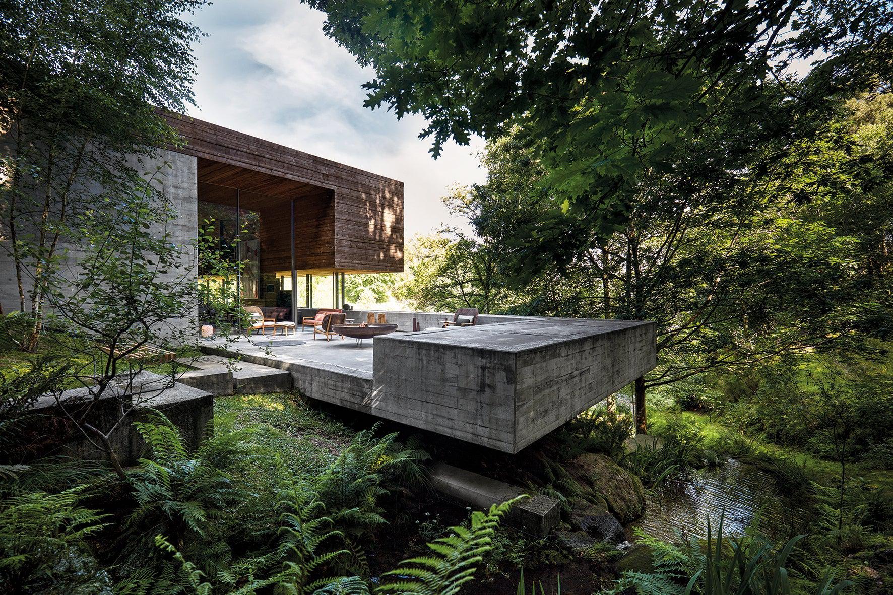 Kay Sofa-Contract Furniture Store for hospitality, leisure & commercial projects