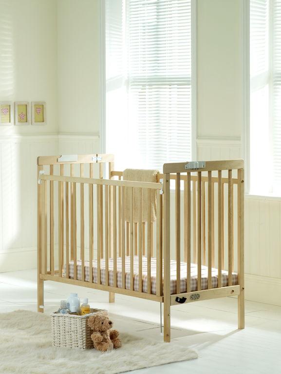 Kentford Folding Infant Cot