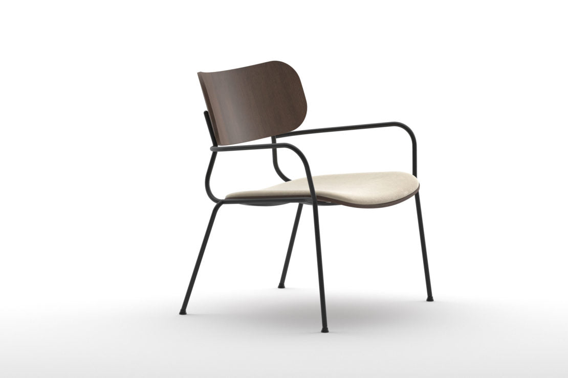 Kiyumi Lounge Chair-Contract Furniture Store for hospitality, leisure & commercial projects