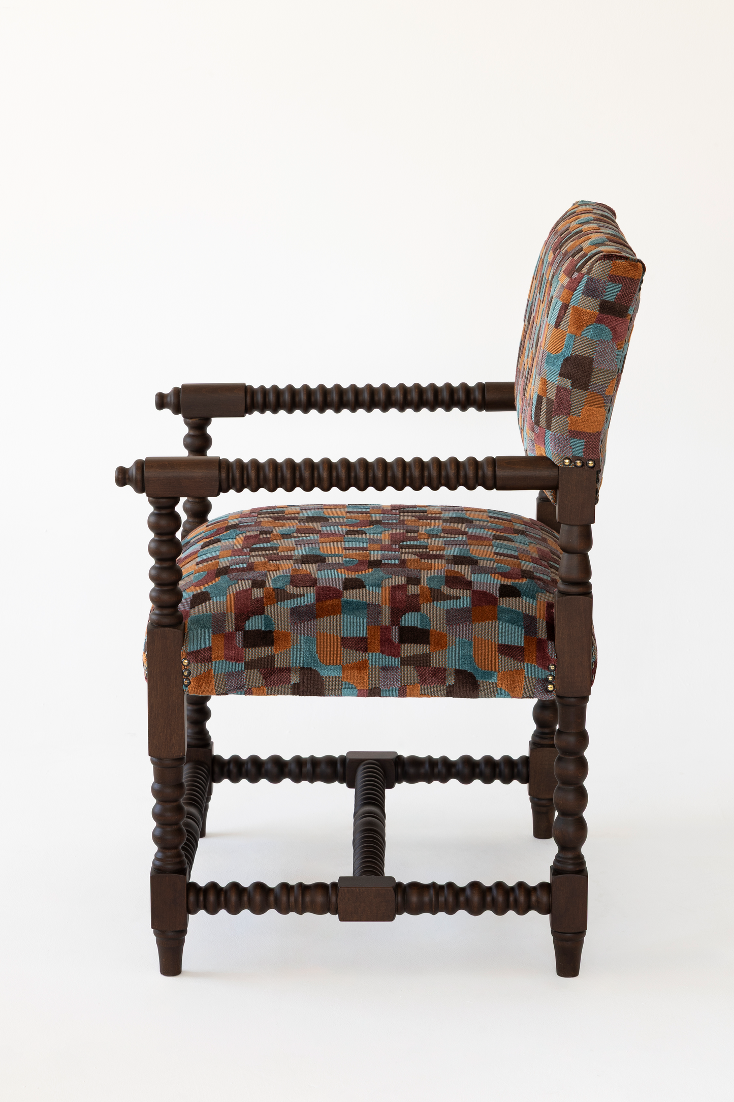 Komi Armchair