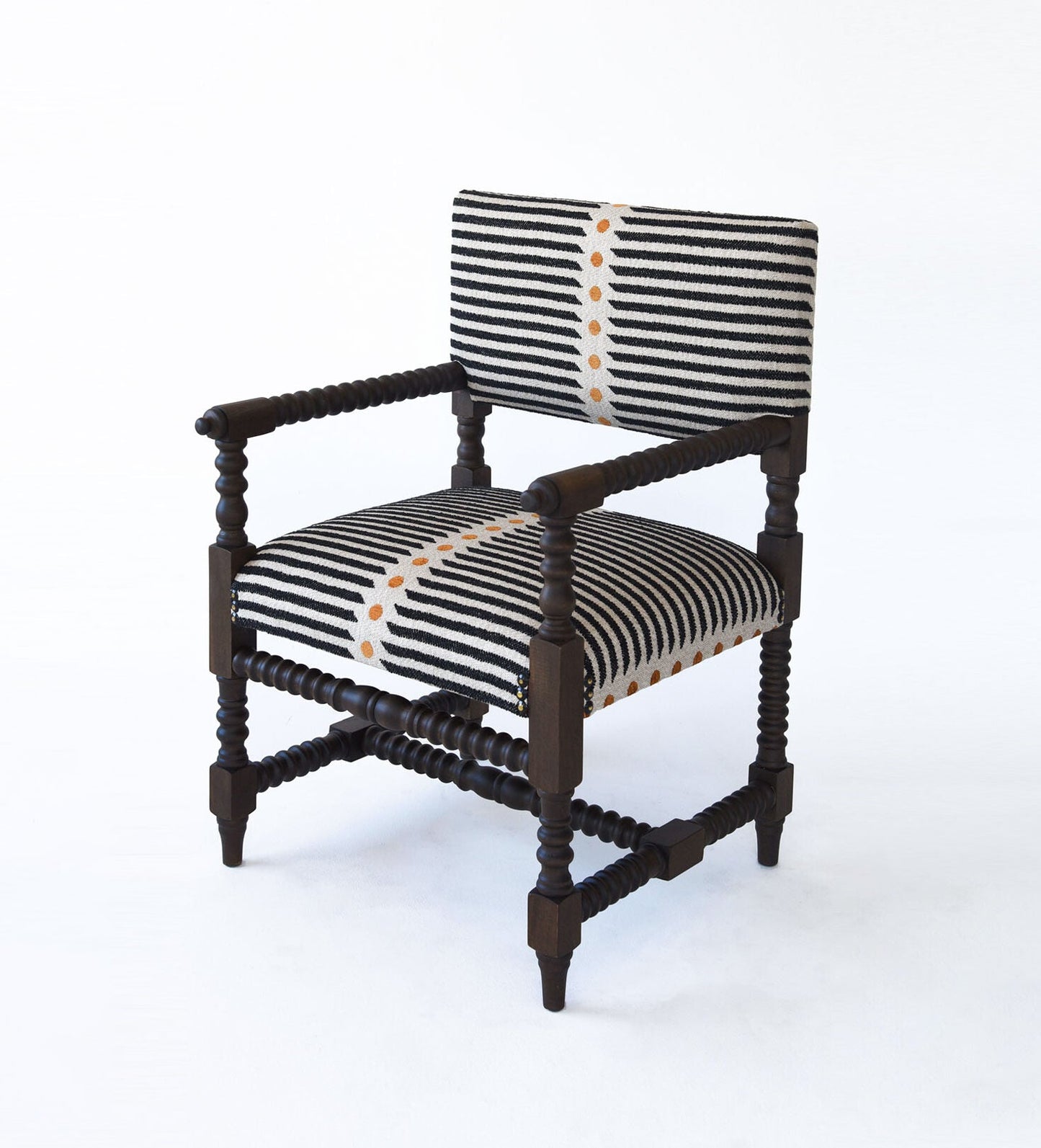 Komi Armchair